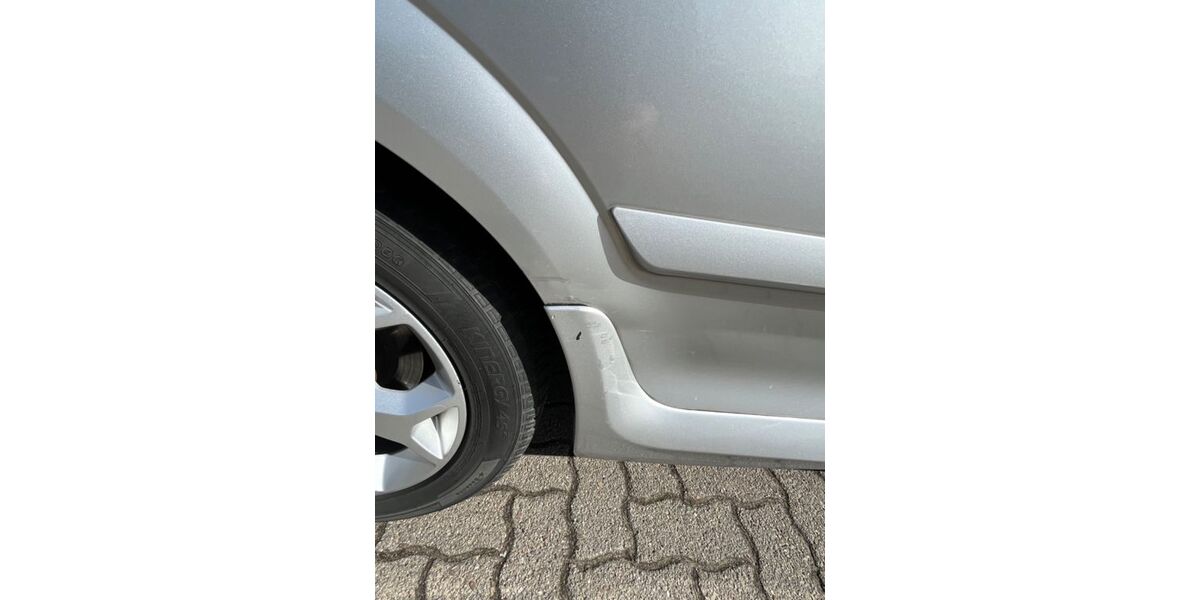 Opel Astra 136.000 km 2.500 &euro; Bremen 28279