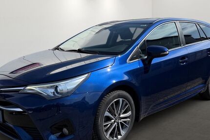 Toyota Avensis 89.500 km 15.780 &euro; Ahlen 59229