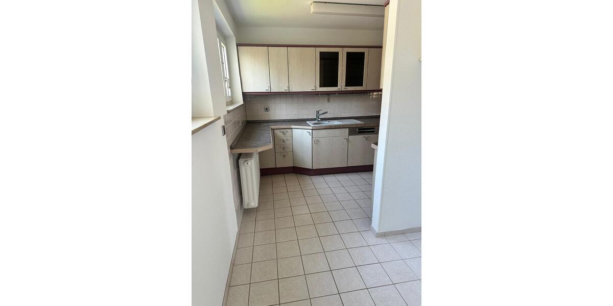 Etagenwohnung Villingen-Schwenningen Schwenningen - 4.5 Zimmer, 103 m&sup2;, 250.000&euro; | Angebot:26384547