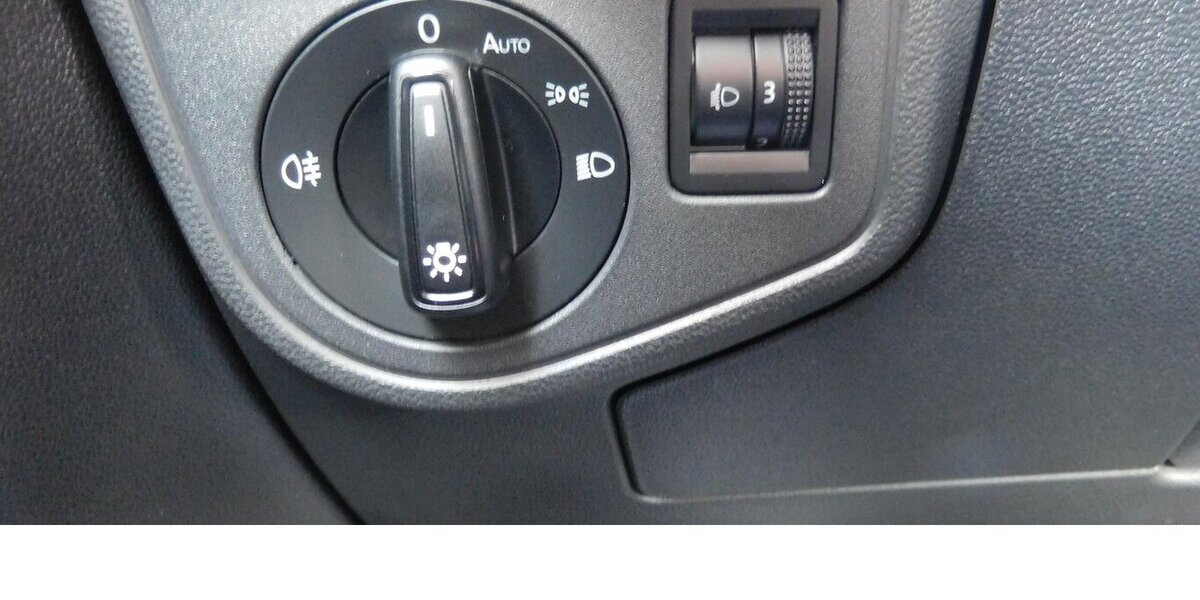 VW Polo 1.0 Life MPI BMT 4Trg Klima Navi LED 5.600 km 18.390 &euro; Vordorf 38533