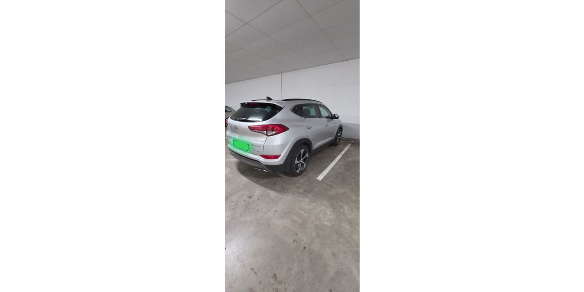 Hyundai TUCSON 197.000 km 10.500 &euro; Salzgitter 38229