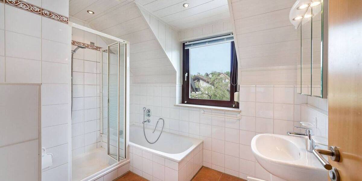Doppelhaushälfte München Allach-Untermenzing - 5 Zimmer, 132 m&sup2;, 1.050.000&euro; | Angebot:26875616