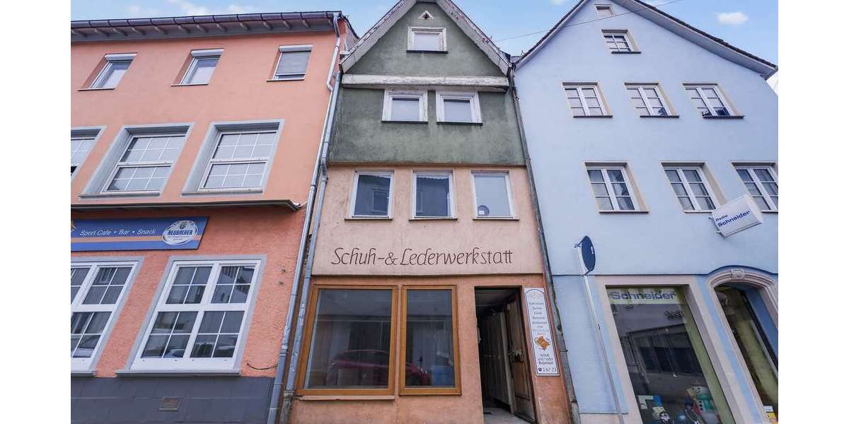 Einfamilienhaus Schwäbisch Gmünd - 9 Zimmer, 156 m&sup2;, 249.000&euro; | Angebot:25566250