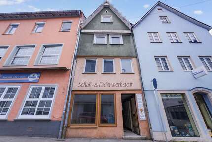 Haus Schwäbisch Gmünd - 9 Zimmer, 156 m&sup2;, 249.000&euro; | Angebot:25566250