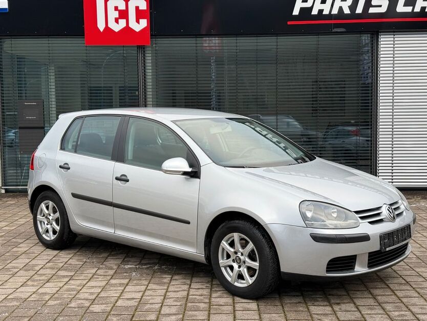 VW Golf 122.000 km 4.500 € Murrhardt 71540