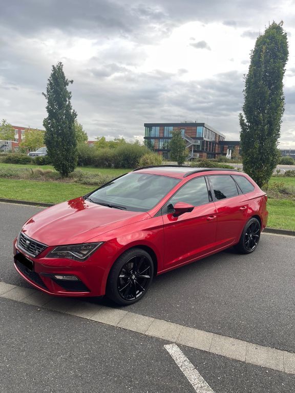 Seat Leon 81.600 km 16.000 € Willich 47877