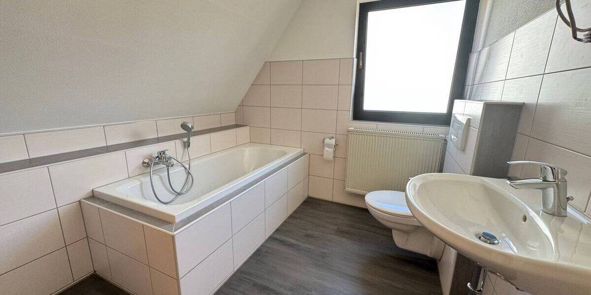 Einfamilienhaus Mitteleschenbach - 6 Zimmer, 160 m&sup2;, 289.000&euro; | Angebot:25680265