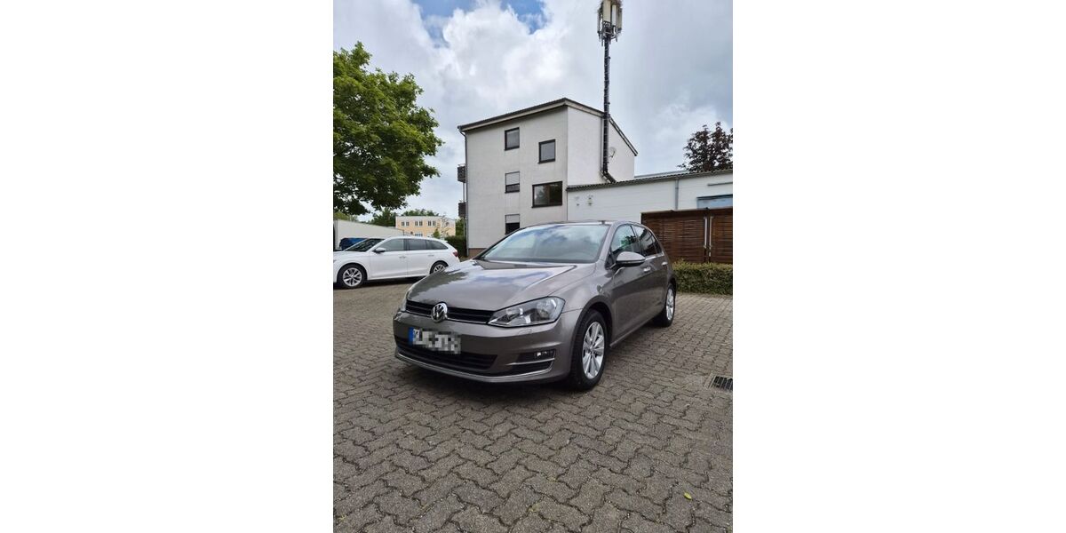 VW Golf 51.000 km 11.900 &euro; Karlsruhe 76139