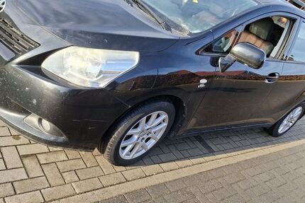 Toyota Verso 298.000 km 2.500 &euro; Embsen 21409