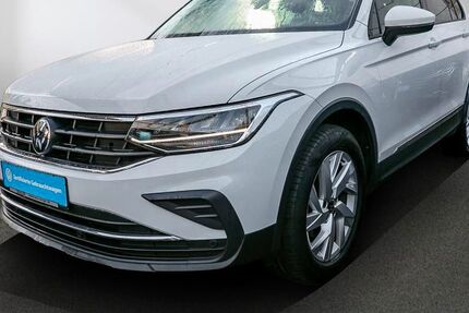 VW Tiguan 72.100 km 29.880 &euro; Lübeck 23560