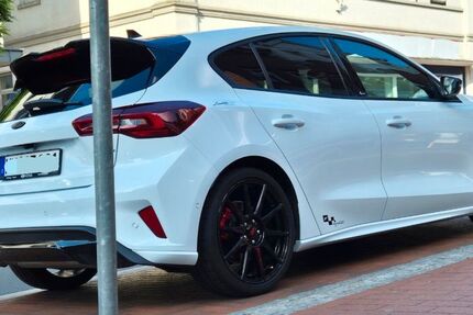 Ford Focus 11.960 km 34.750 &euro; Soltau 29614