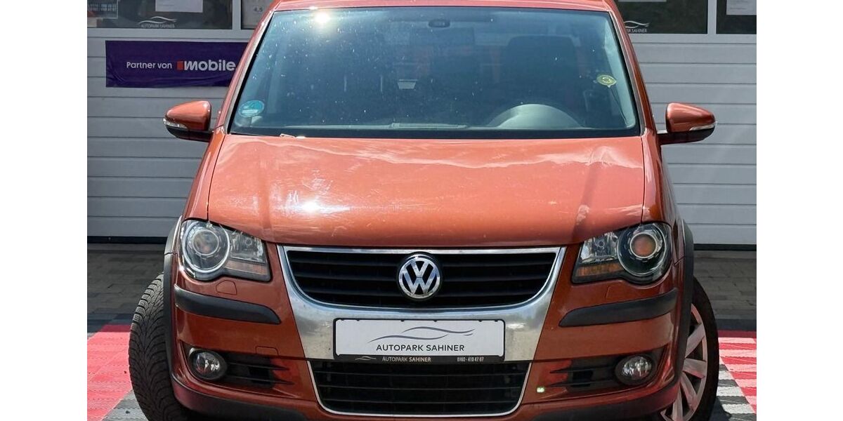 VW Touran 247.962 km 2.990 &euro; VÖHRINGEN (LANDKREIS ROTTWEIL BEI STUTTGART) 72189