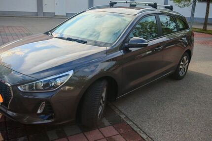 Hyundai i30 91.000 km 11.500 € Augsburg 86157