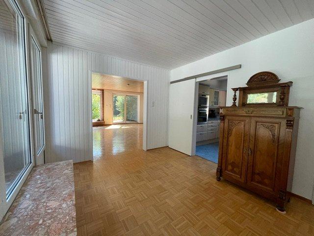 Bungalow Homberg (Efze) - 8 Zimmer, 170 m&sup2;, 365.000&euro; | Angebot:27121035