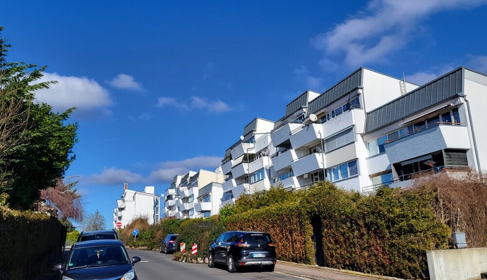 Modern sanierte 3 Zimmer-ETW in Ruhe und Blicklage - Etagenwohnung Bruchköbel | Angebot:26348249