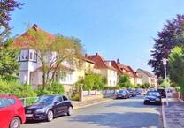 Nah Mittellallee, Erdgeschoss mit eigenem Garten, Garage, Stellplatz