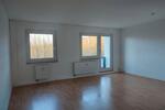 Etagenwohnung Mülsen - 3 Zimmer, 69 m&sup2;, 380&euro; | Angebot:26278155