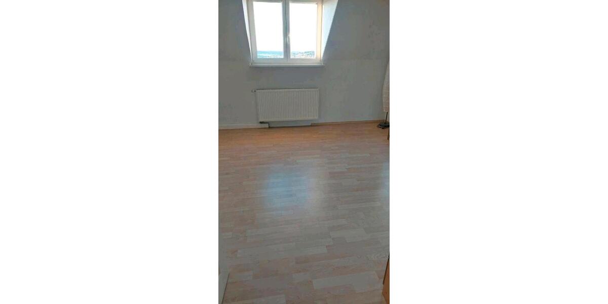 Etagenwohnung Merchweiler - 3 Zimmer, 65 m&sup2;, 600&euro; | Angebot:26592861