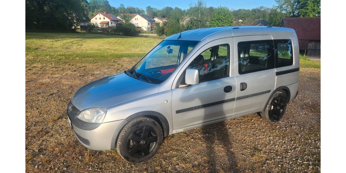 Opel Combo 241.000 km 2.999 &euro; Offenberg 94560
