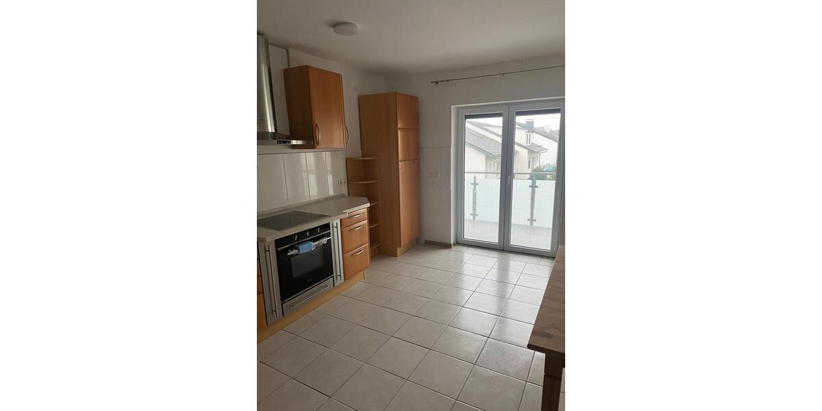 Etagenwohnung Brühl - 3 Zimmer, 93 m&sup2;, 1.170&euro; | Angebot:26326690