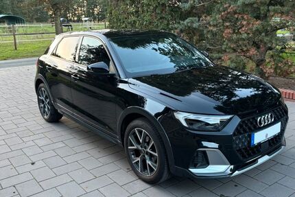 Audi A1 44.100 km 19.900 &euro; Bakum 49456