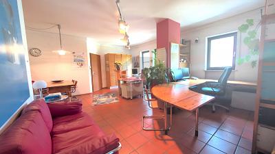 TRAUMLAGE: ARBEITEN + WOHNEN STADT- UND NATURNAH 6 zimmer