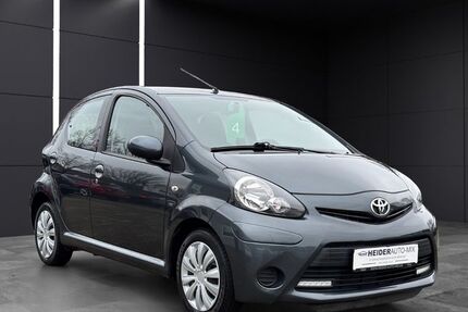 Toyota Aygo (X) 35.900 km 8.499 &euro; Heide 25746