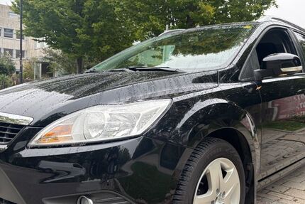 Ford Focus 86.890 km 4.700 € Riemerling 85521