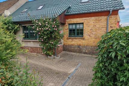 Haus Bad Schmiedeberg - 6 Zimmer, 180 m&sup2;, 215.000&euro; | Angebot:27244152
