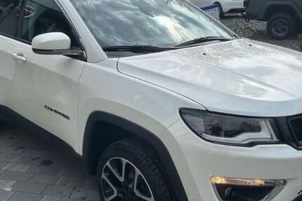 Jeep Compass 96.200 km 15.900 &euro; Bentwisch 18182