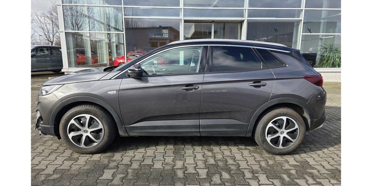 Opel Grandland X 1.2 Start/Stop 120 Jahre Navi/LED 38.696 km 10.900 &euro; Wilsdruff 01723