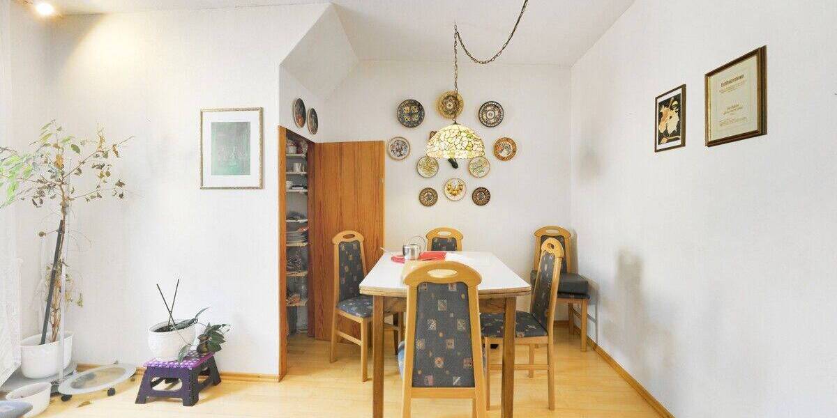 Doppelhaushälfte Ansbach - 6 Zimmer, 135 m&sup2;, 249.000&euro; | Angebot:26867962