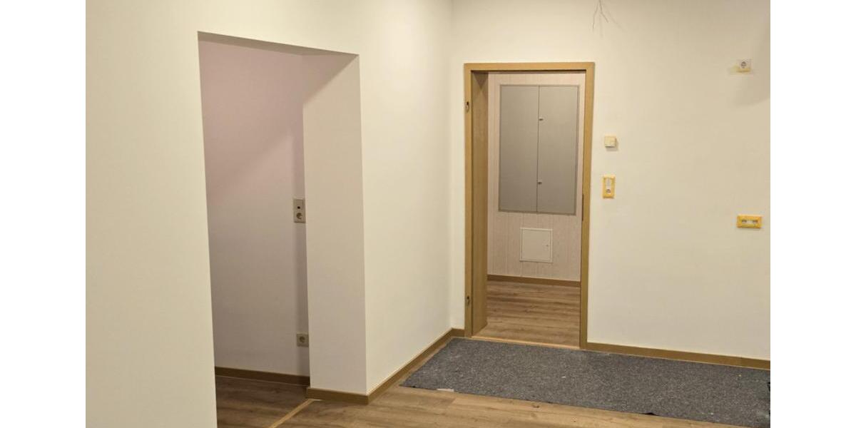 Erdgeschoßwohnung Elsterwerda - 3.5 Zimmer, 110 m&sup2;, 935&euro; | Angebot:25428298