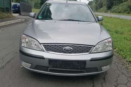 Ford Mondeo 200.000 km 2.750 € Friedrichsdorf 61381
