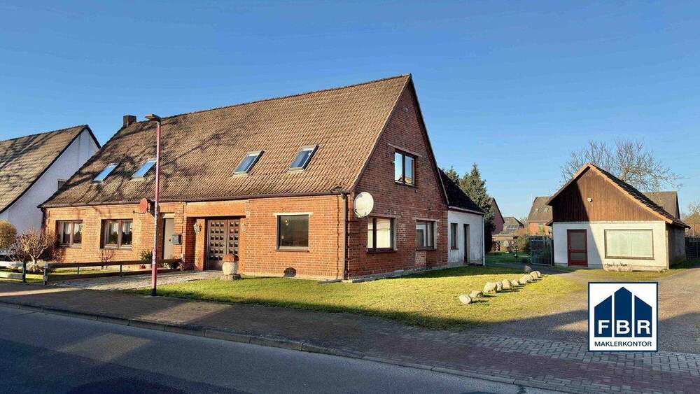 Mehrfamilienhaus, Wohnhaus Plate / Peckatel Peckatel - 9 Zimmer, 316 m&sup2;, 249.000&euro; | Angebot:25708975