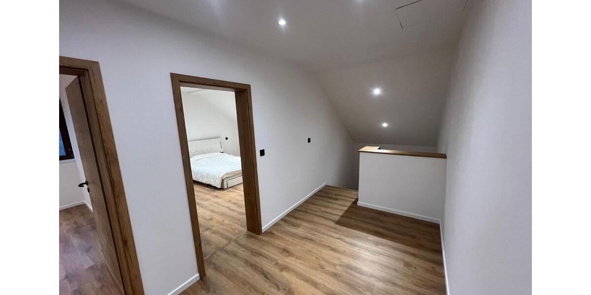 Einfamilienhaus Kleinblittersdorf - 6 Zimmer, 200 m&sup2;, 399.000&euro; | Angebot:27085893