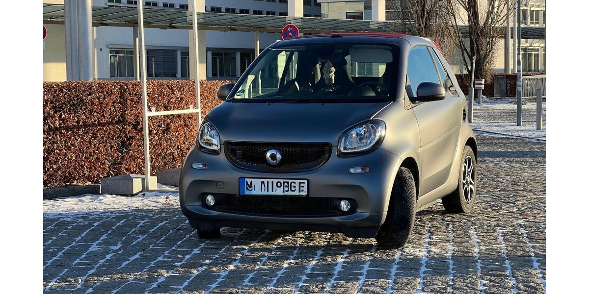 Smart ForTwo 49.000 km 8.500 &euro; München 81825