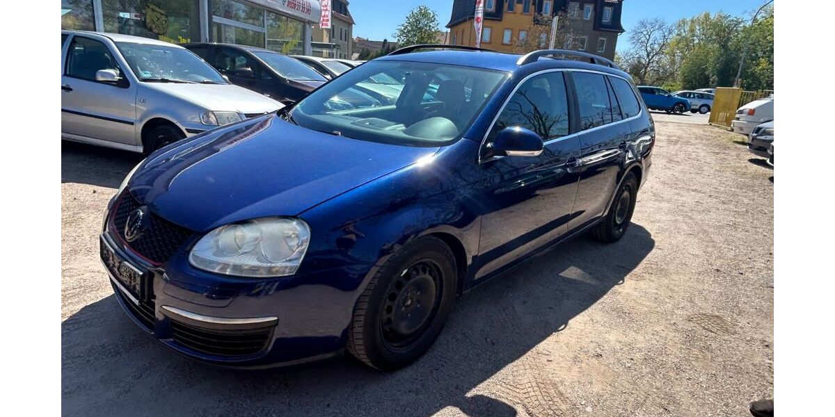 VW Golf 282.000 km 1.300 &euro; RIESA 01589