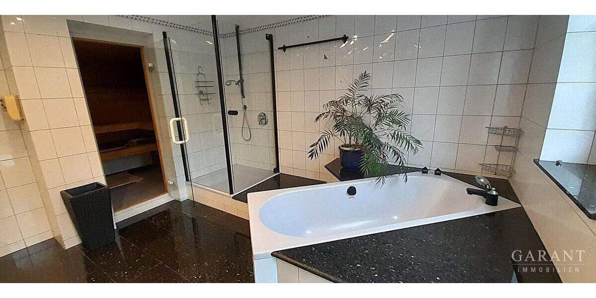Einfamilienhaus Ochsenhausen - 7 Zimmer, 309 m&sup2;, 649.000&euro; | Angebot:25746477