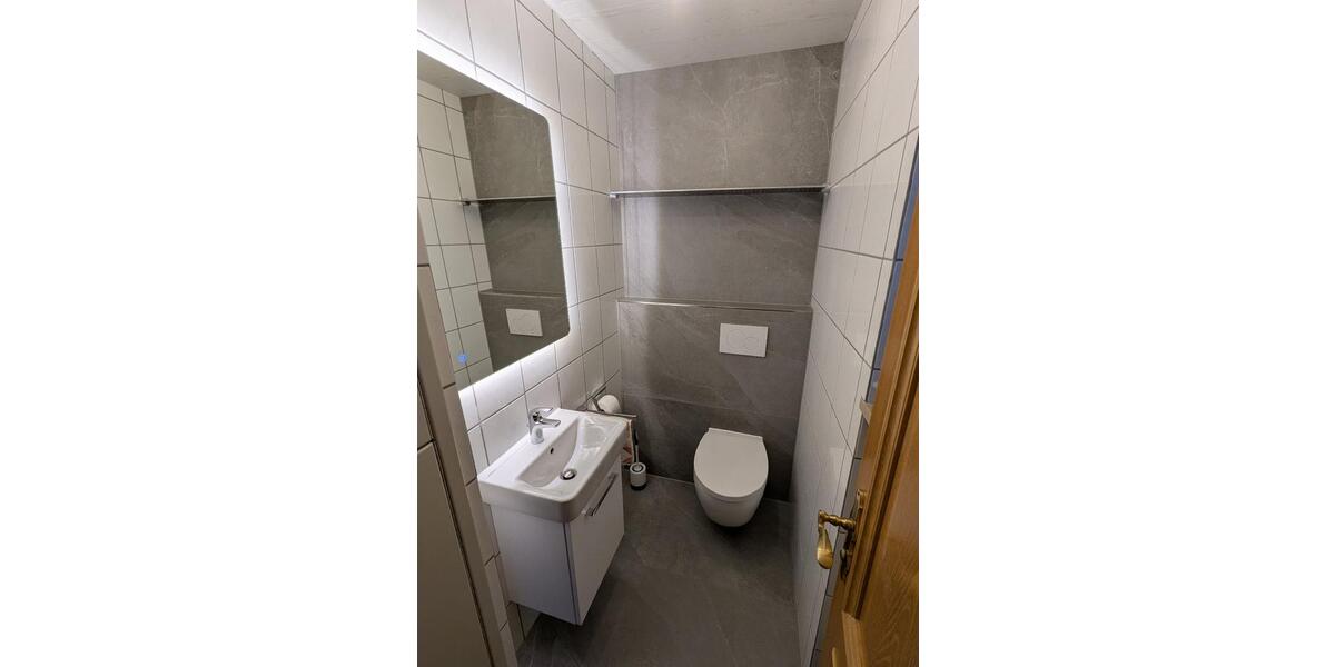 Etagenwohnung Eggenfelden - 2.5 Zimmer, 74 m&sup2;, 750&euro; | Angebot:26303040