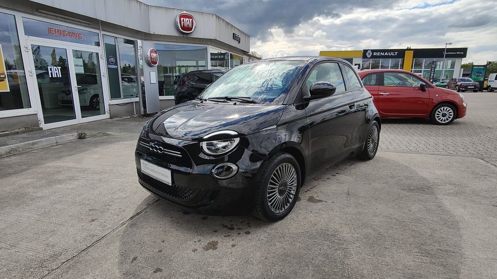 Fiat 500e 37.682 km 16.899 &euro; Massen 03238