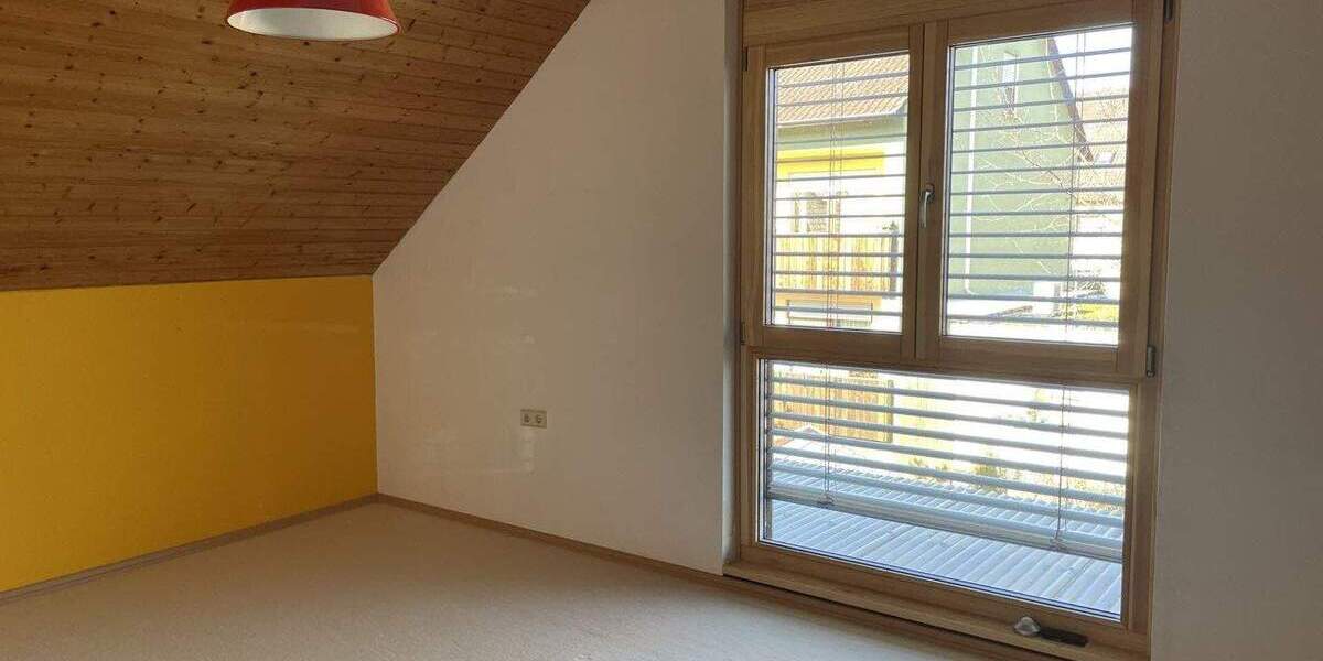 Mehrfamilienhaus, Wohnhaus Bad Windsheim - 7 Zimmer, 205 m&sup2;, 540.000&euro; | Angebot:25690491