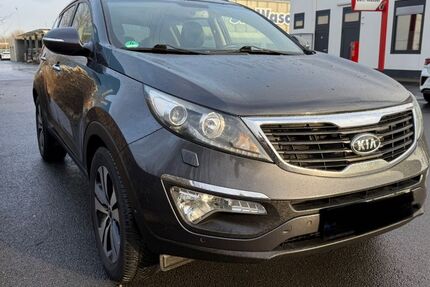 Kia Sportage 108.000 km 8.900 &euro; Neuss 41462