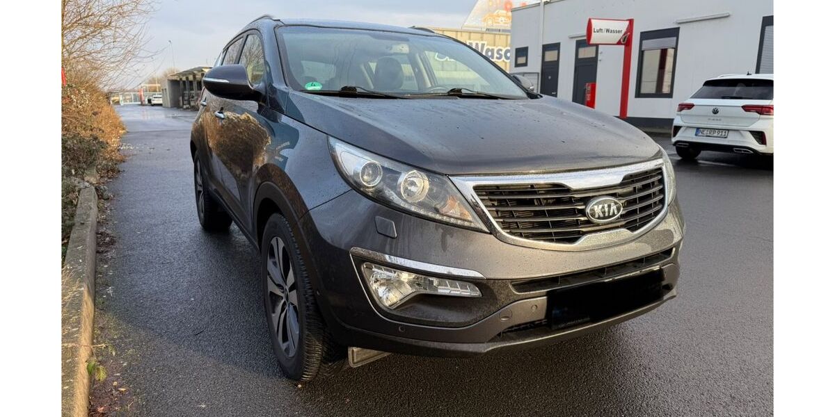 Kia Sportage 108.000 km 8.900 &euro; Neuss 41462