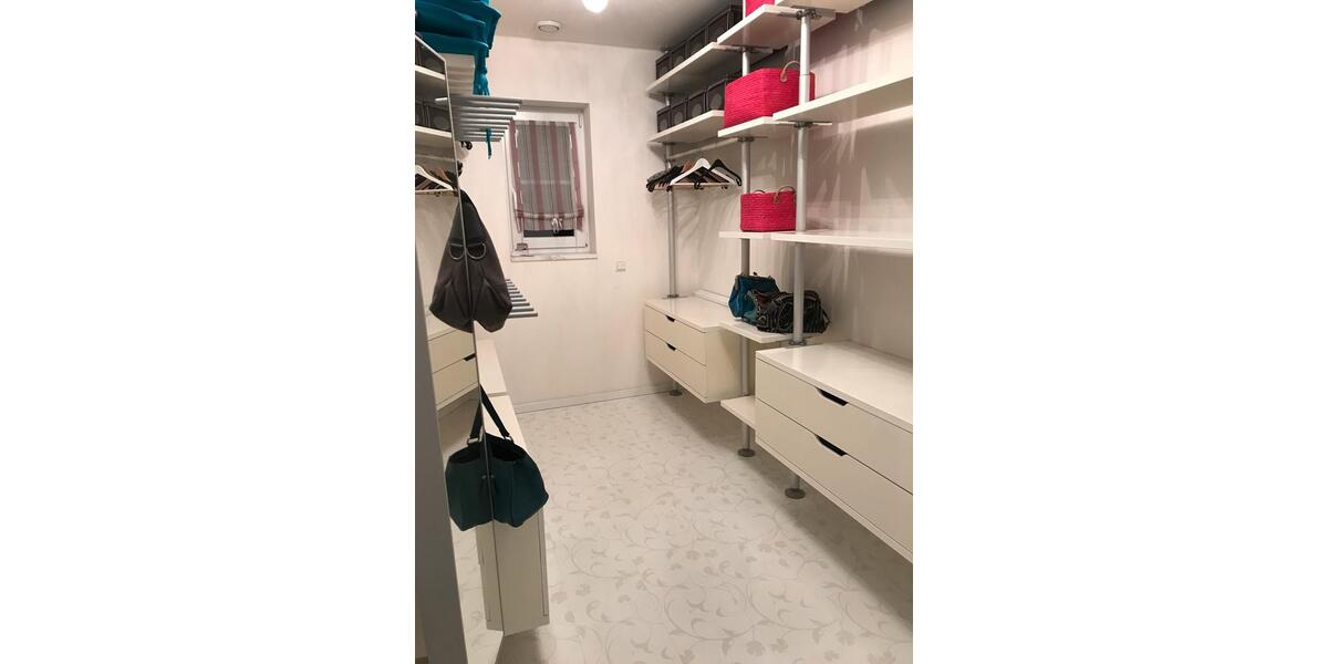 Bungalow Velburg - 3.5 Zimmer, 110 m&sup2;, 1.400&euro; | Angebot:26689526