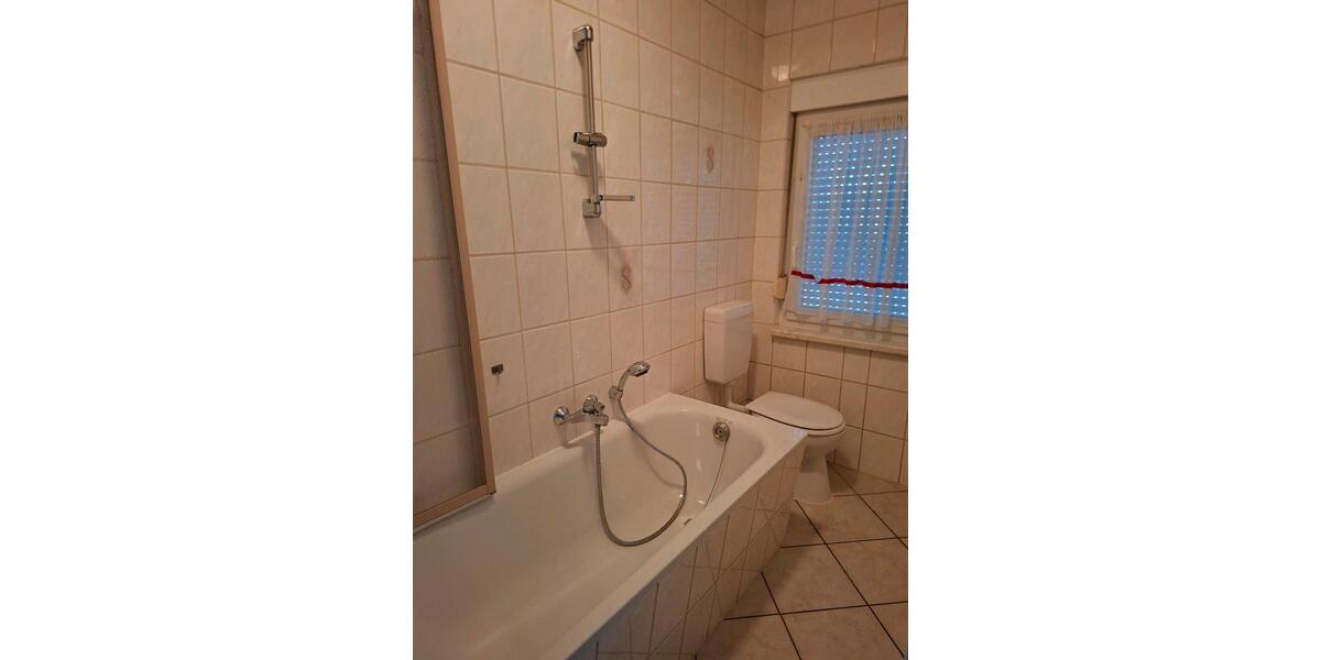 Doppelhaushälfte Elsterwerda - 5 Zimmer, 134 m&sup2;, 195.000&euro; | Angebot:25992765