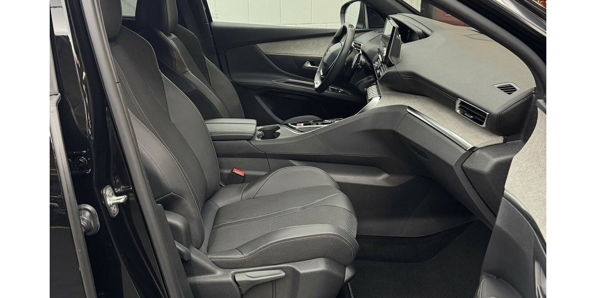 Peugeot 5008 GT 130 Puretech EAT8 7 Sitzer, Sitzheizung 34.900 km 23.980 &euro; Lich 35423