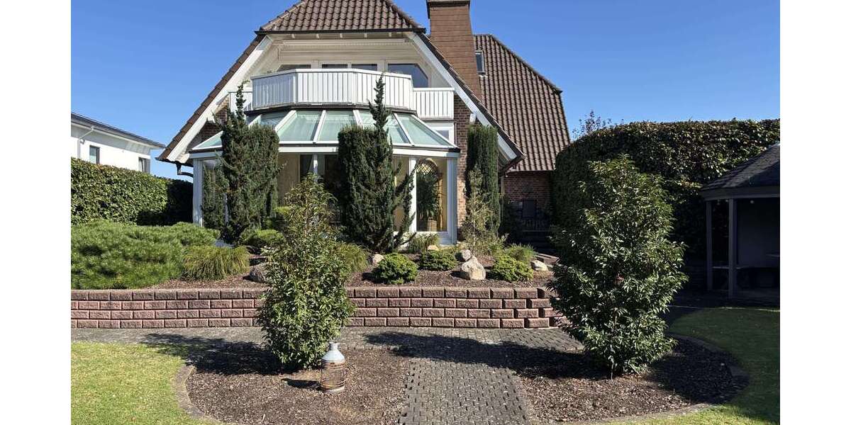 Einfamilienhaus Löhne - 10 Zimmer, 300 m&sup2;, 590.000&euro; | Angebot:24957238