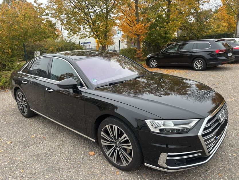 Audi A8 148.124 km 35.500 € Regensburg 93055