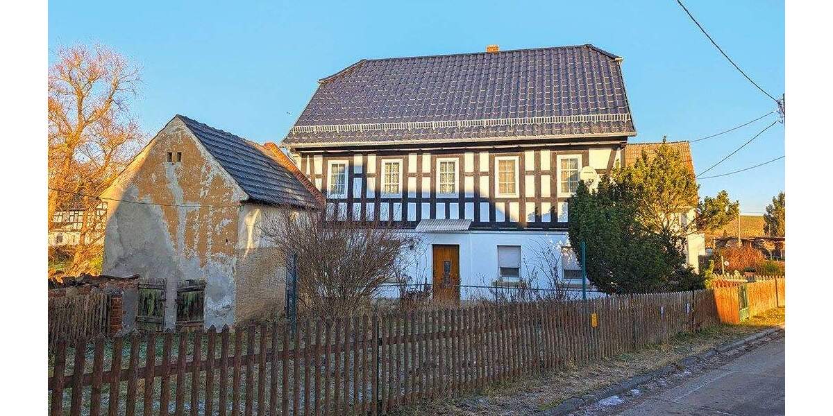 Einfamilienhaus Schmölln Illsitz - 7 Zimmer, 115 m&sup2;, 25.000&euro; | Angebot:24784065